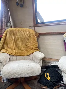 Snapshot of ladyboatlady chatting on 15, 3, 2026 ladyboatlady online show from 15, 3, 2026