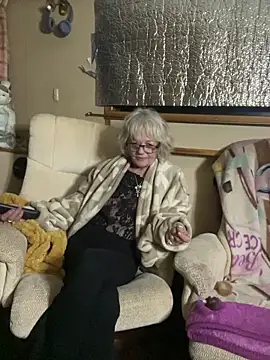 Snapshot of ladyboatlady chatting on 16, 3, 2026 ladyboatlady online show from 16, 3, 2026