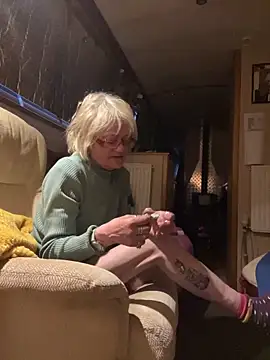 Snapshot of ladyboatlady chatting on 25, 3, 2026 ladyboatlady online show from 25, 3, 2026