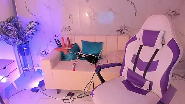 scarlett enjoy1 online show from 15, 9, 2025