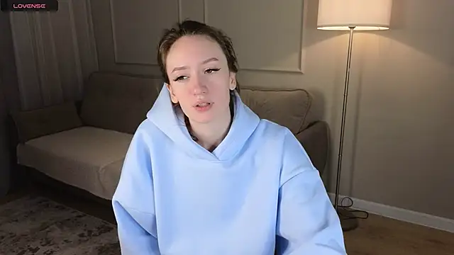 cutienaughtygirl online show from 10, 5, 2026