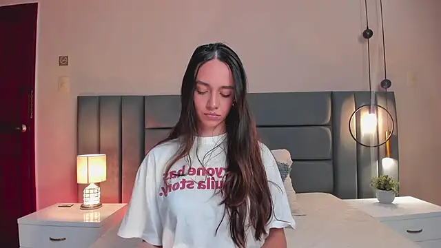 Snapshot of IremLee_ chatting on 25, 9, 2025 IremLee online show from 25, 9, 2025