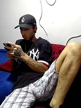 Snapshot of Tattoboy19cm chatting on 12, 2, 2026 Tattoboy19cm online show from 12, 2, 2026