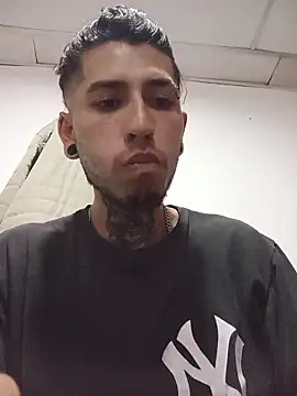 Snapshot of Tattoboy19cm chatting on 5, 3, 2026 Tattoboy19cm online show from 5, 3, 2026