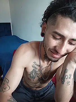 Snapshot of Tattoboy19cm chatting on 7, 3, 2026 Tattoboy19cm online show from 7, 3, 2026