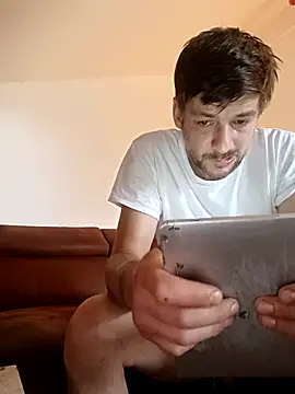 Snapshot of a7ex chatting on 13, 9, 2025 a7ex online show from 13, 9, 2025