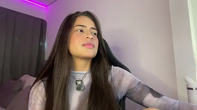 Snapshot of lexie_gray2 chatting on 10, 4, 2026 lexie gray2 online show from 10, 4, 2026