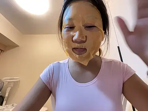 Snapshot of xena0501 chatting on 17, 10, 2025 xena0501 online show from 17, 10, 2025