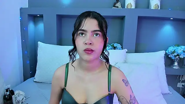 MaiaaCandy online show from 16, 9, 2025