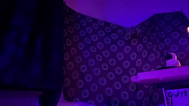 Snapshot of DjDiCKmannOnE chatting on 25, 2, 2026 DjDiCKmannOnE online show from 25, 2, 2026