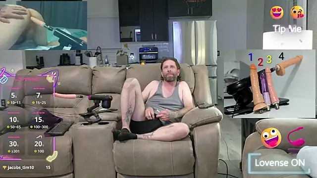 Snapshot of danoo84 chatting on 28, 9, 2025 danoo84 online show from 28, 9, 2025