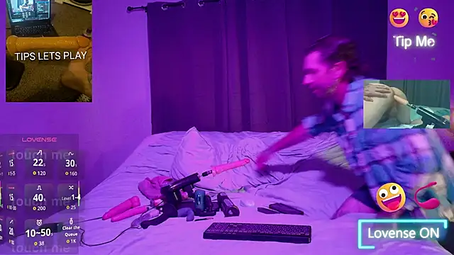 Snapshot of danoo84 chatting on 13, 10, 2025 danoo84 online show from 13, 10, 2025