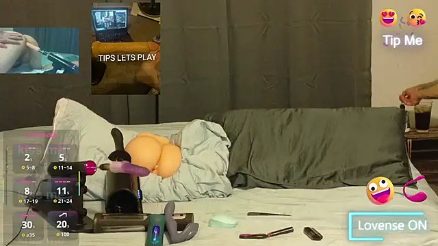 Snapshot of danoo84 chatting on 19, 10, 2025 danoo84 online show from 19, 10, 2025