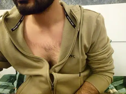 Snapshot of mlove902 chatting on 13, 1, 2026 mlove902 online show from 13, 1, 2026