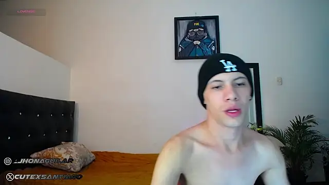 Snapshot of santiago_cutex chatting on 19, 9, 2025 santiago cutex online show from 19, 9, 2025