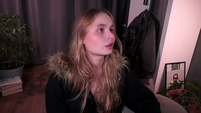 lisa schiele online show from 11, 11, 2025