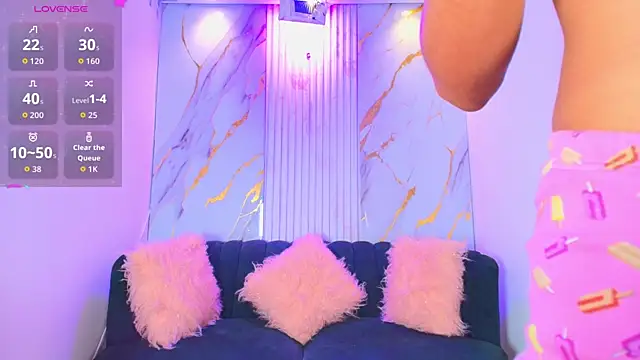 Snapshot of Mhiaa_Sweet chatting on 27, 10, 2025 Mhiaa Sweet online show from 27, 10, 2025