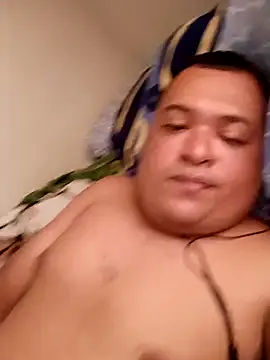 Snapshot of Andresdavid33 chatting on 28, 9, 2025 Andresdavid33 online show from 28, 9, 2025