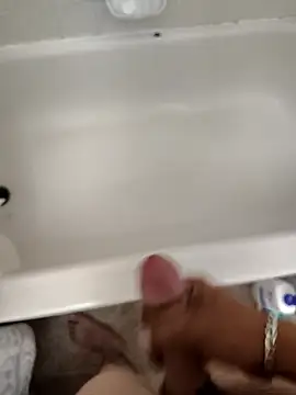 Snapshot of ModelledTread chatting on 5, 4, 2026 ModelledTread online show from 5, 4, 2026