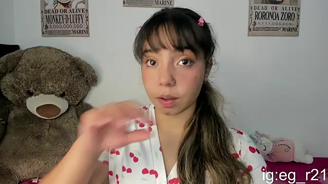 Snapshot of emma_grays2 chatting on 6, 4, 2026 emma grays2 online show from 6, 4, 2026