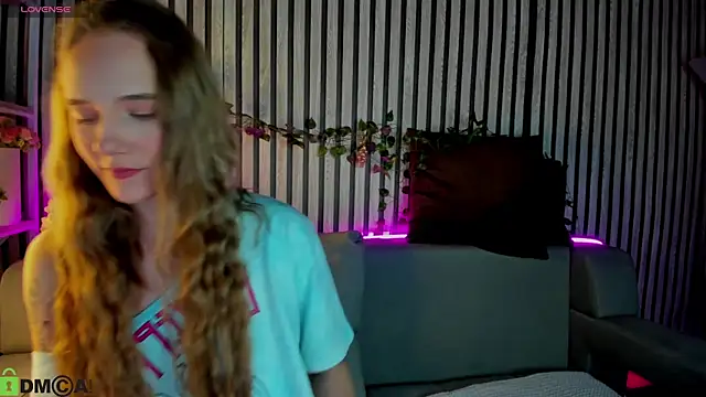 Casey Sweeet online show from 19, 2, 2026