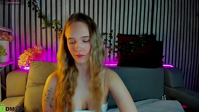 Casey Sweeet online show from 20, 2, 2026