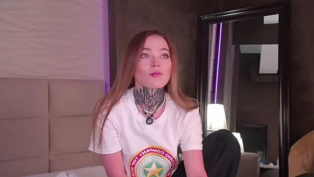 Snapshot of AriWild chatting on 27, 3, 2026 AriWild online show from 27, 3, 2026