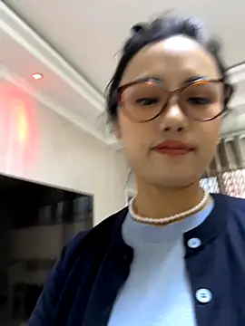 wen521 online show from 2, 10, 2025