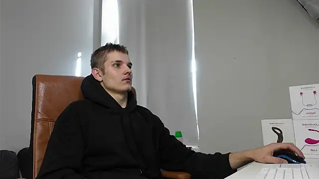 Snapshot of Mark_Karson chatting on 19, 9, 2025 Mark Karson online show from 19, 9, 2025