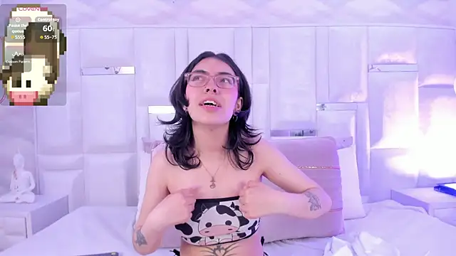 Im Molly Angel online show from 19, 11, 2025