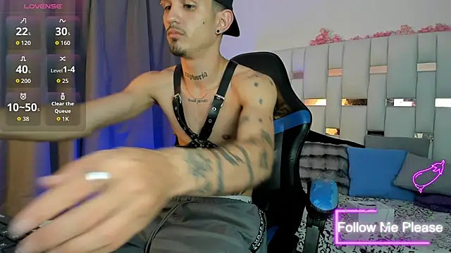 Snapshot of nextboywell1 chatting on 3, 3, 2026 nextboywell1 online show from 3, 3, 2026