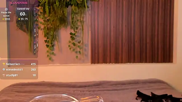 Dakotaferreti online show from 12, 10, 2025