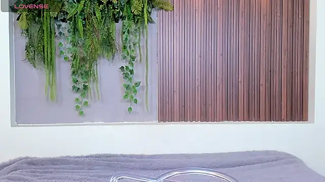 Dakotaferreti online show from 17, 10, 2025