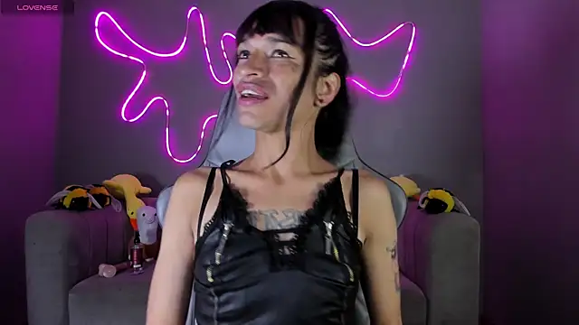 Alanakimura  online show from 25, 5, 2026