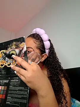 Nicoll 31 online show from 13, 11, 2025