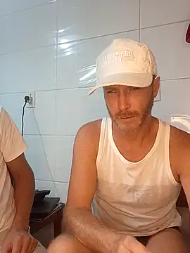 Snapshot of Loiroatv36 chatting on 28, 5, 2026 Loiroatv36 online show from 28, 5, 2026