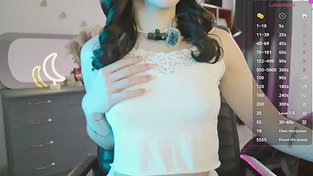 KendalHottt online show from 24, 10, 2025