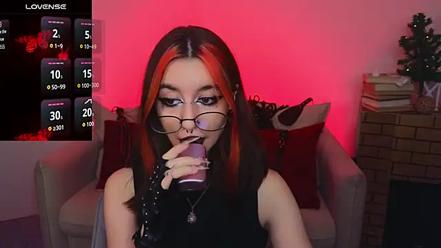 Mistress  Marcelline online show from 17, 12, 2025