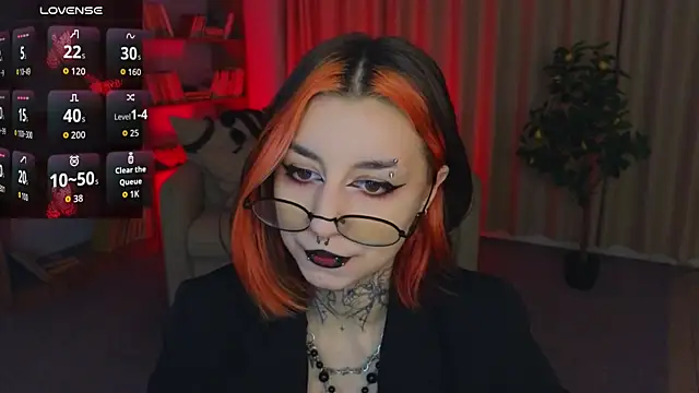 Snapshot of Mistress__Marcelline chatting on 17, 6, 2026 Mistress Marcelline online show from 17, 6, 2026
