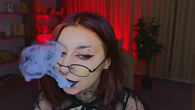 Snapshot of Mistress__Marcelline chatting on 25, 6, 2026 Mistress Marcelline online show from 25, 6, 2026