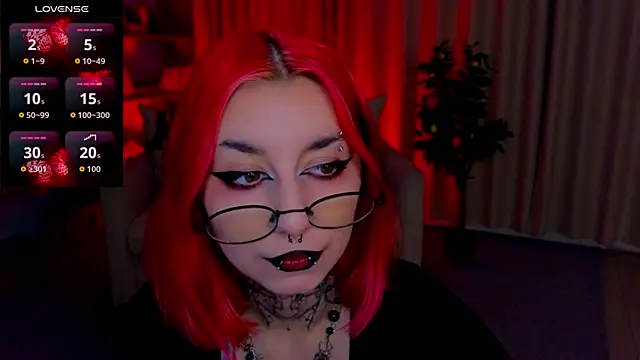 Snapshot of Mistress__Marcelline chatting on 14, 7, 2026 Mistress Marcelline online show from 14, 7, 2026