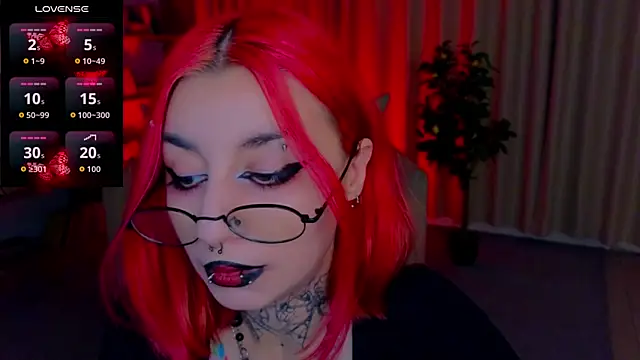Snapshot of Mistress__Marcelline chatting on 14, 7, 2026 Mistress Marcelline online show from 14, 7, 2026