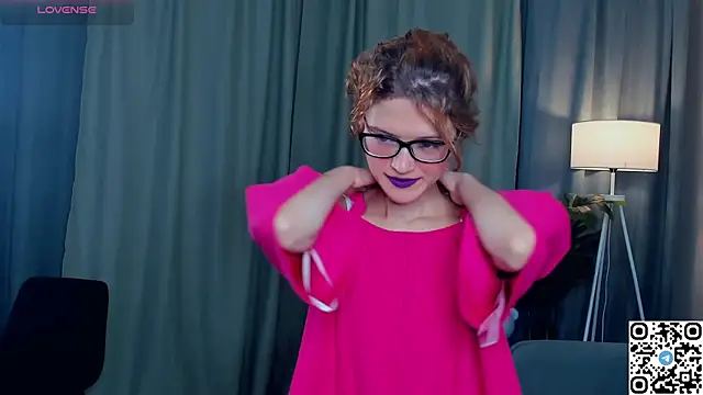 EdlinGathright online show from 25, 11, 2025