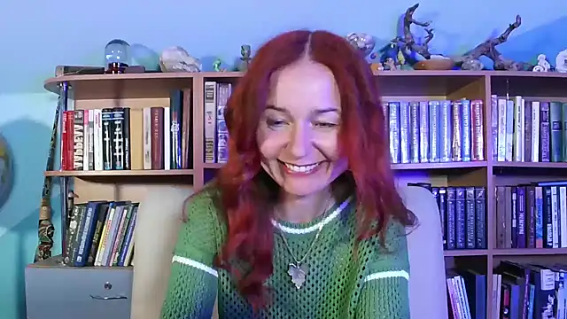 Snapshot of Foxilady357 chatting on 15, 4, 2026 Foxilady357 online show from 15, 4, 2026