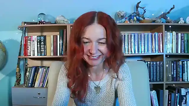 Snapshot of Foxilady357 chatting on 18, 4, 2026 Foxilady357 online show from 18, 4, 2026