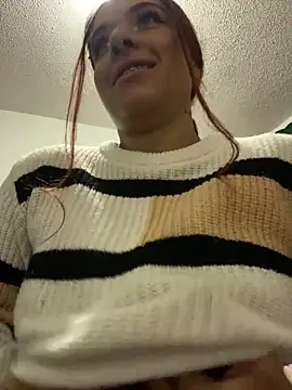 Snapshot of haally-mll chatting on 9, 10, 2025 haally-mll online show from 9, 10, 2025