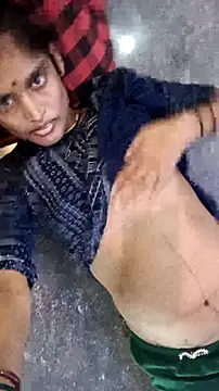 Guriya0076 online show from 18, 9, 2025