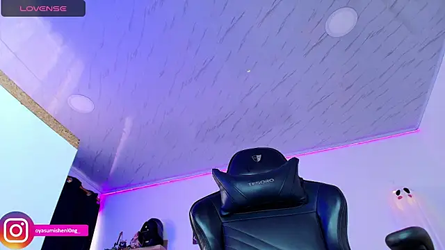 Snapshot of Nicorobinn chatting on 31, 10, 2025 Nicorobinn online show from 31, 10, 2025