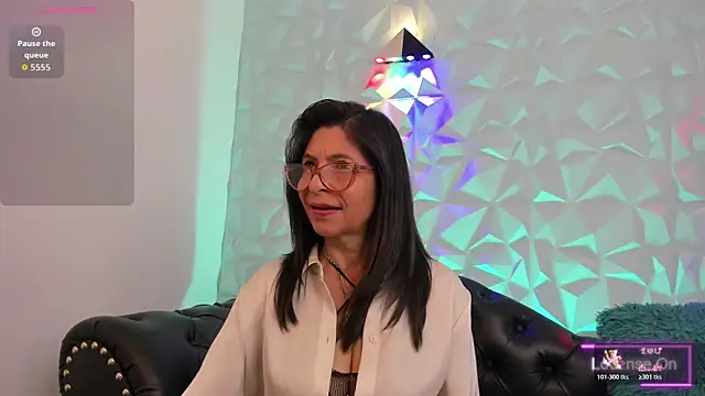 SabinaDeluxe cg online show from 17, 10, 2025