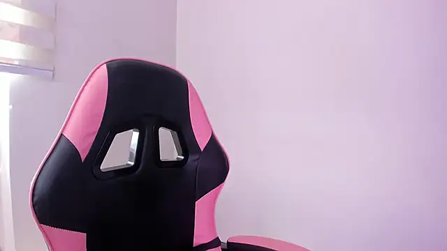 Arianna Jannes online show from 7, 3, 2026